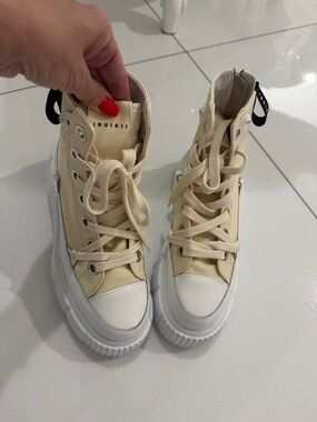 Inuikii Beige and White High-Top Platform Sneakers